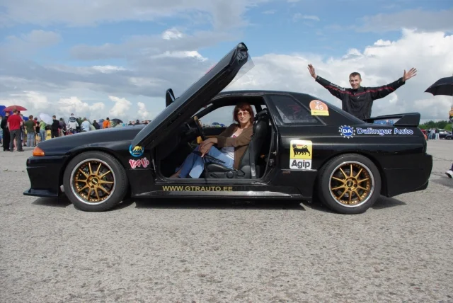 Nissan Skyline GT-R R32 · GTR Auto · Foto 16